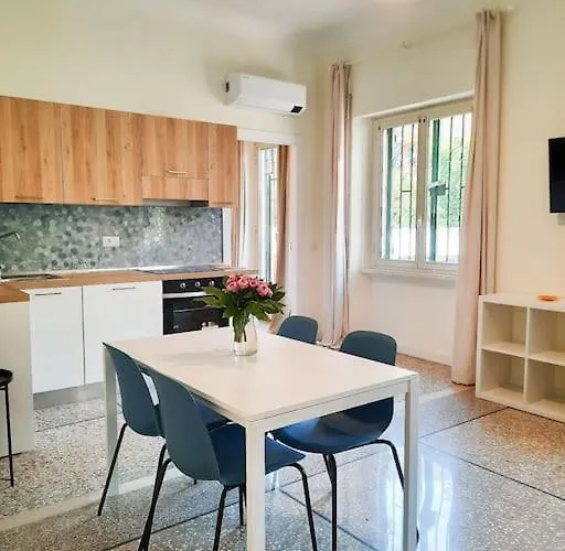 Romantica Lemon In San Giovanni Appartement *