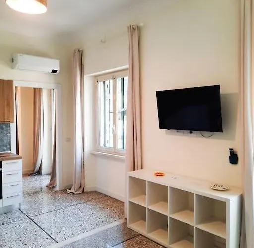 Romantica Lemon In San Giovanni Appartement